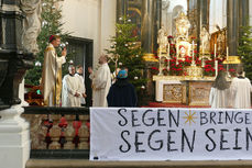 Aussendung der Sternsinger im Hohen Dom zu Fulda (Foto: Karl-Franz Thiede)